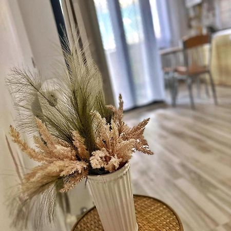 Jolie Studios & Apartments Западен Ефорие Екстериор снимка