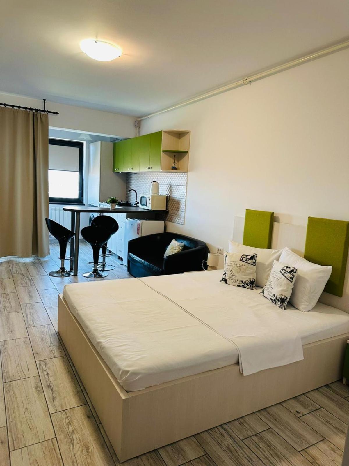 Jolie Studios & Apartments Западен Ефорие Екстериор снимка