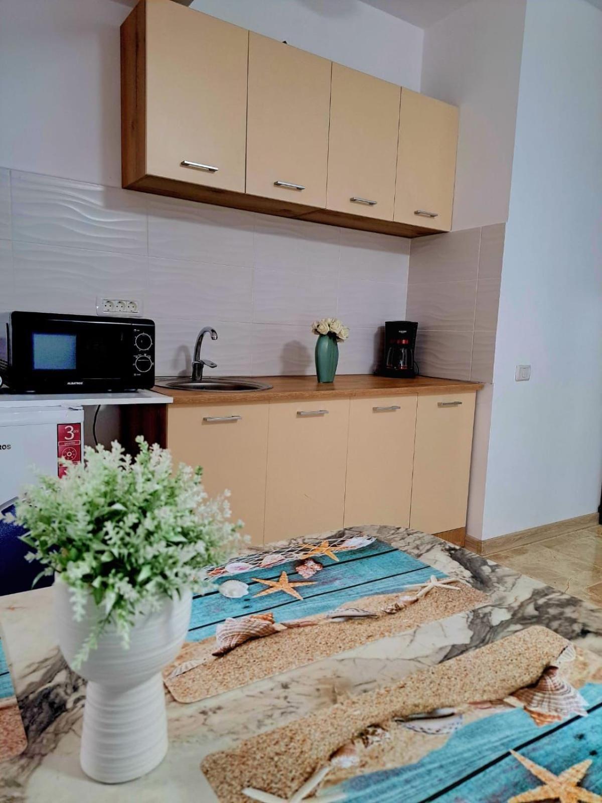 Jolie Studios & Apartments Западен Ефорие Екстериор снимка