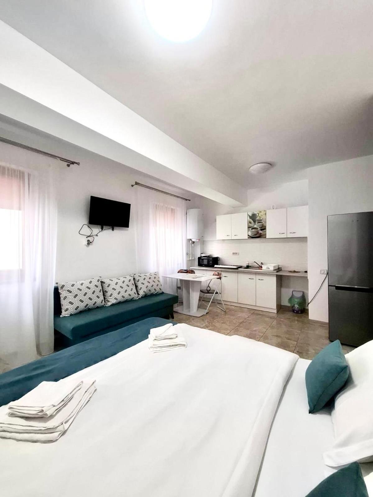 Jolie Studios & Apartments Западен Ефорие Екстериор снимка