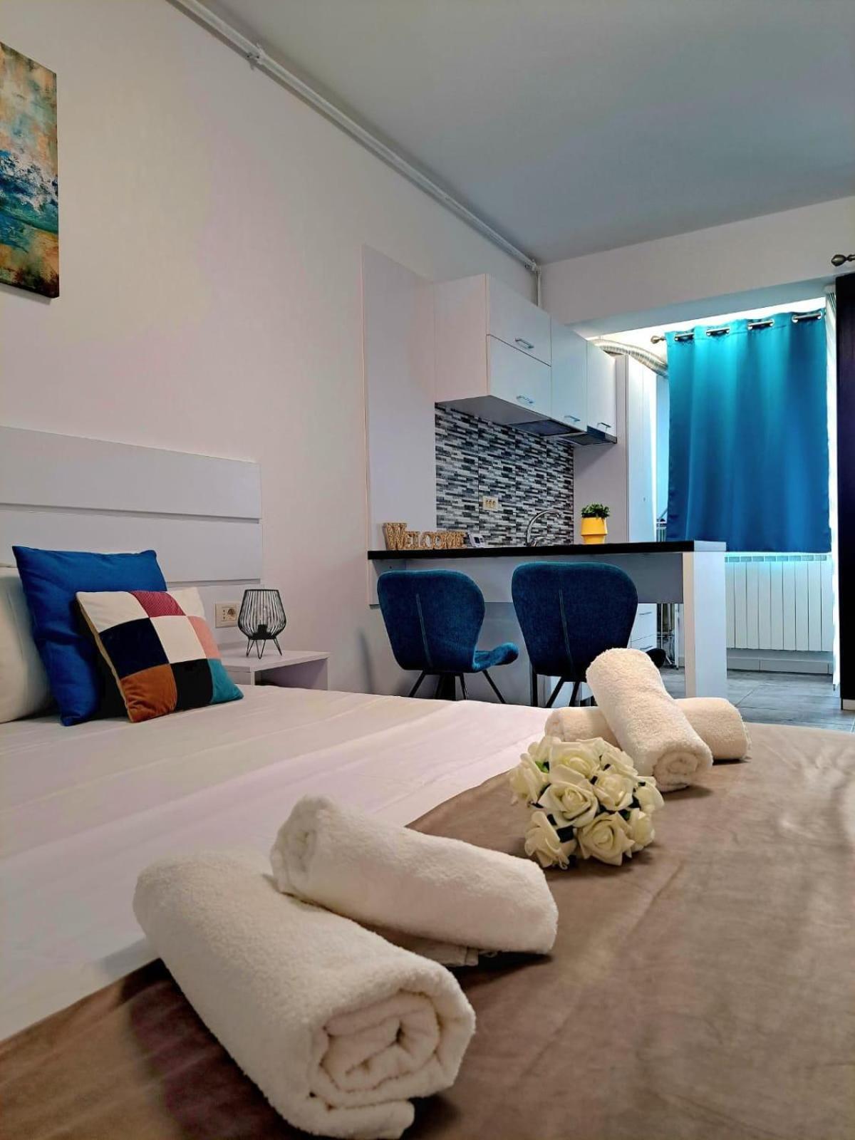 Jolie Studios & Apartments Западен Ефорие Екстериор снимка